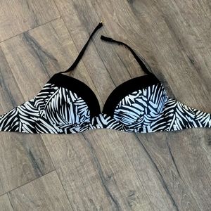 Victoria's secret bathing suit top